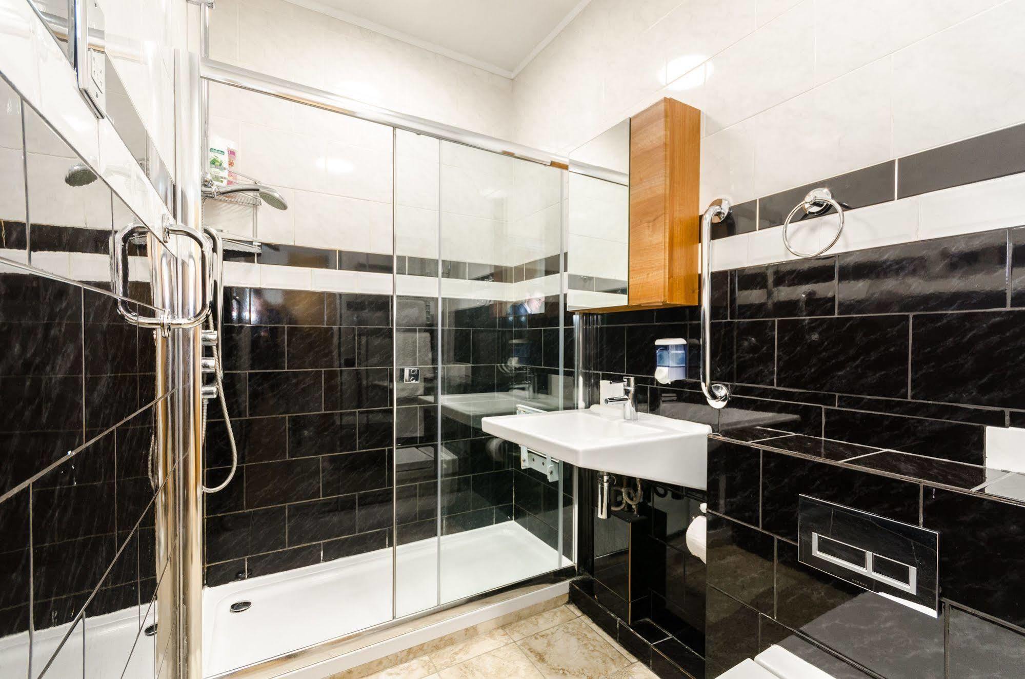 Milestone Apartments London Luaran gambar